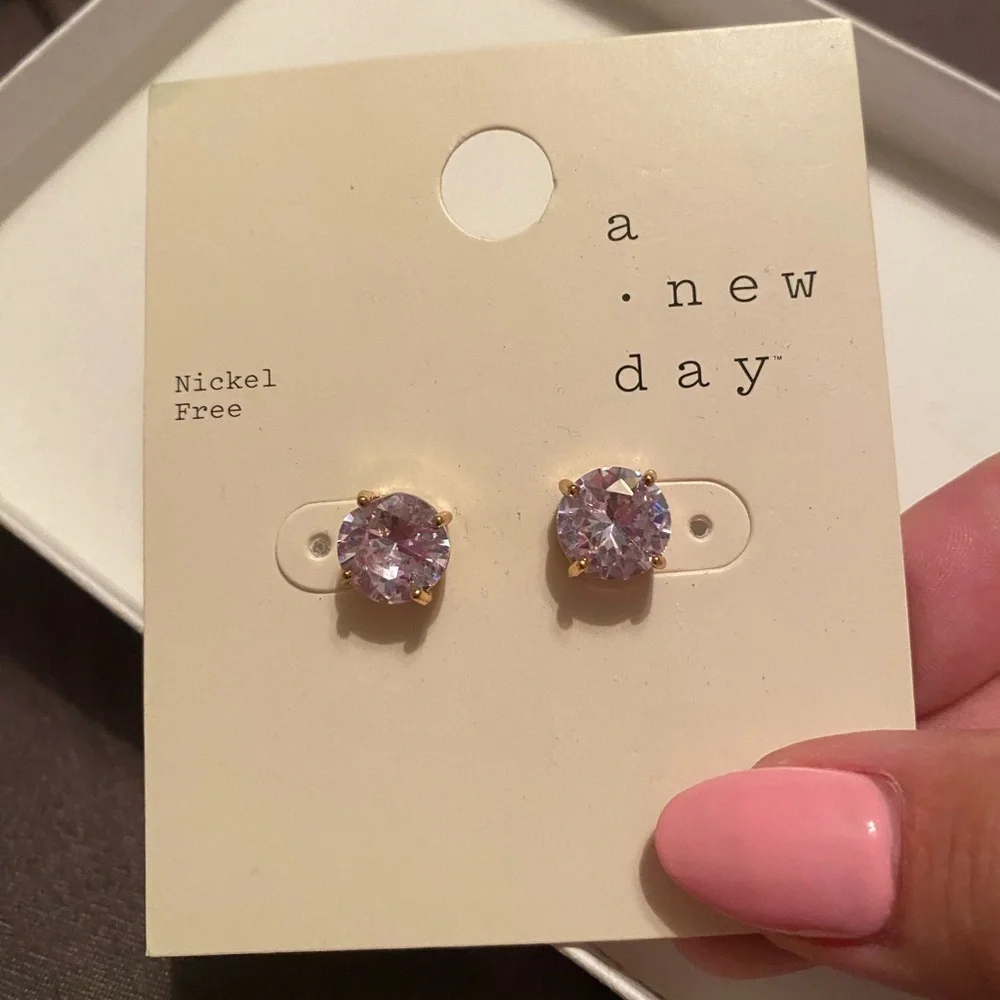 Stud Earrings - Picture 1 of 2